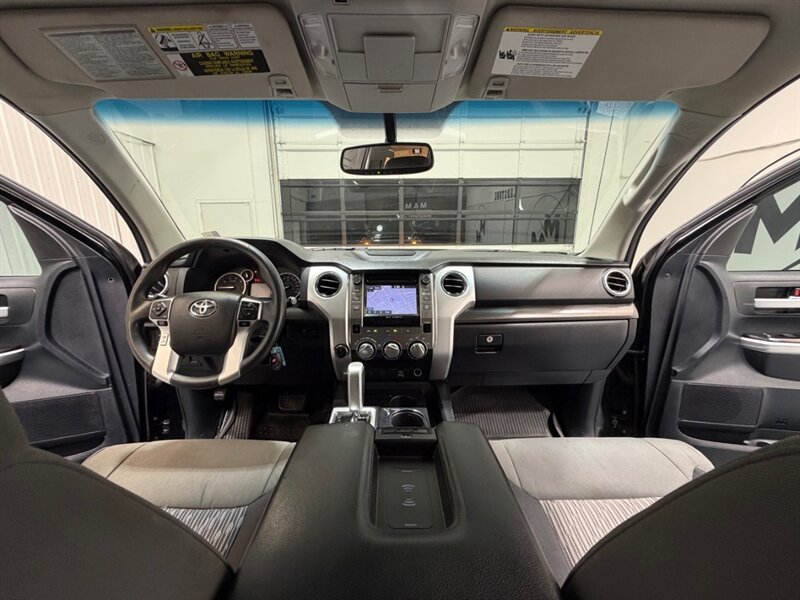 2014 Toyota Tundra SR5 4X4 / 5.7L V8 / NAV / BACKUP CAM / LIFTED / LOCAL OREGON TRUCK / RUST FREE - Photo 29 - Gladstone, OR 97027