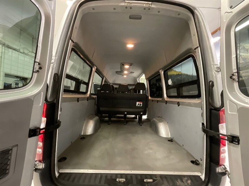 2015 Mercedes-Benz Sprinter 2500 Crew Passenger 4X4 / 3.0L DIESEL/ 50,000 MILE  / HIGH ROOF w. 170 " WB / Navigation & Backup Cam / Towing Pkg / 11-Passenger w. CARGO AREA / 4X4 VAN - Photo 10 - Gladstone, OR 97027