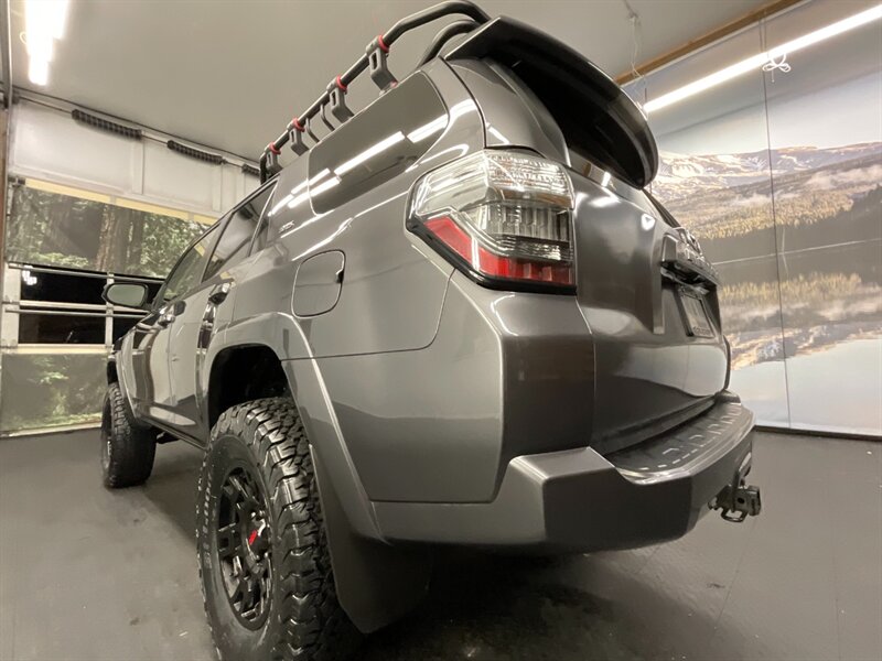 2019 Toyota 4Runner SR5 4X4 / 3RD ROW SEAT / LIFTED w/NEW WHEELS+TIRES  NEW SUSPENSION LIFT KIT w/ NEW BF GOODRICH TIRES & TRD OEM WHEELS / TYGRE LUGGAGE RACK - Photo 12 - Gladstone, OR 97027