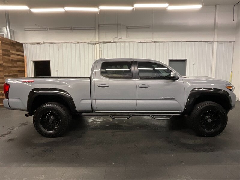 2018 Toyota Tacoma 4x4 TRD Sport / 4.0L V6 / LONG BED / LIFTED LIFTED  CEMENT COLOR / Technology Pkg / LIFTED / 1-OWNER LOCAL - Photo 4 - Gladstone, OR 97027