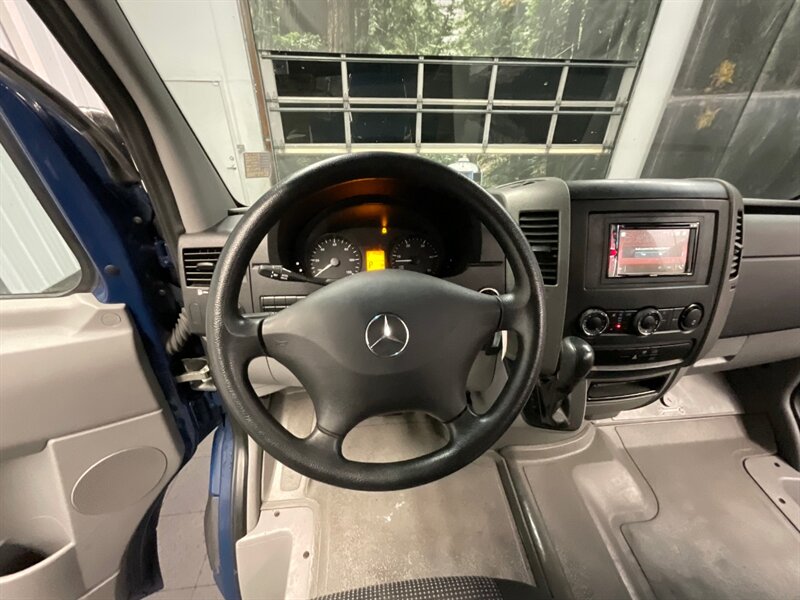 2011 Mercedes-Benz Sprinter Cargo 2500  144 " WB / HIGH ROOF / BACKUP CAMERA / TOWING PACKAGE / ONLY 92,000 MILES - Photo 16 - Gladstone, OR 97027