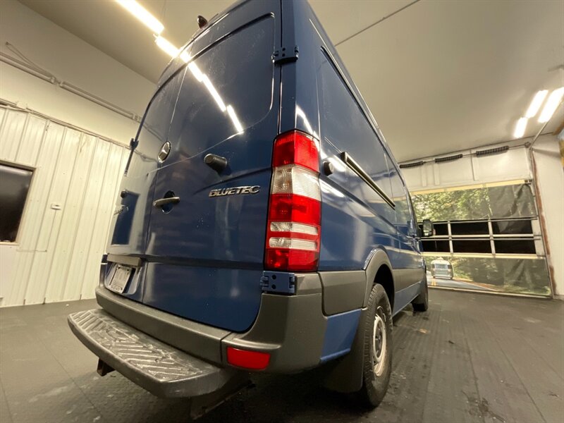 2011 Mercedes-Benz Sprinter Cargo 2500  144 " WB / HIGH ROOF / BACKUP CAMERA / TOWING PACKAGE / ONLY 92,000 MILES - Photo 24 - Gladstone, OR 97027