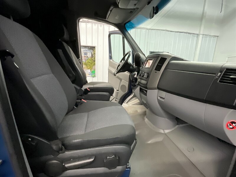 2011 Mercedes-Benz Sprinter Cargo 2500  144 " WB / HIGH ROOF / BACKUP CAMERA / TOWING PACKAGE / ONLY 92,000 MILES - Photo 15 - Gladstone, OR 97027