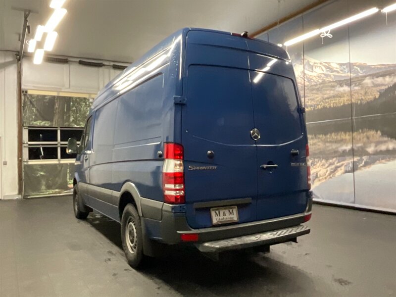 2011 Mercedes-Benz Sprinter Cargo 2500  144 " WB / HIGH ROOF / BACKUP CAMERA / TOWING PACKAGE / ONLY 92,000 MILES - Photo 7 - Gladstone, OR 97027