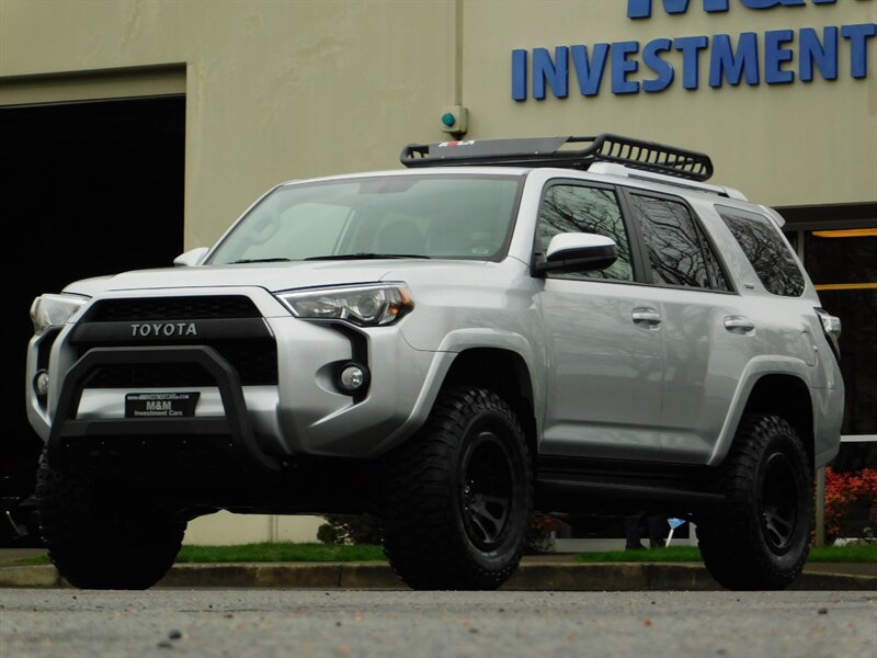 2018 Toyota 4Runner SR5 4X4 / Navi / Camera / NEW LIFT WHEELS TIRES   - Photo 42 - Portland, OR 97217