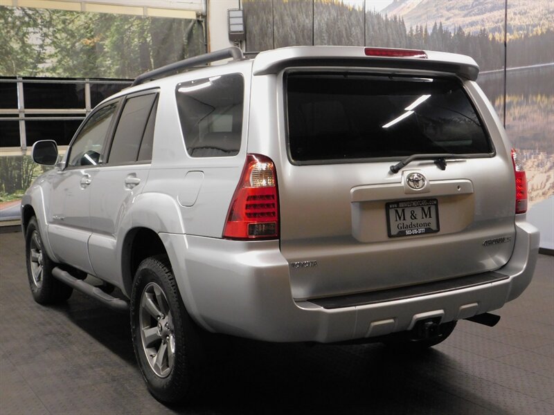 2008 Toyota 4Runner Sport Edition URBAN Package / 4X4 / Navi /  CLEAN   - Photo 7 - Gladstone, OR 97027