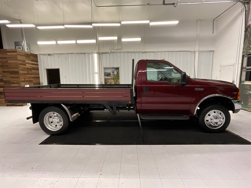 1999 Ford F-550 LARIAT 4X4 /V10 / TILT UP FLAT BED / 41,000 MILES  / Regular Cab / DUALLY / F-550/ 1-OWNER LOCAL / RUST FREE / Leather Seats / LOW LOW MILES - Photo 5 - Gladstone, OR 97027