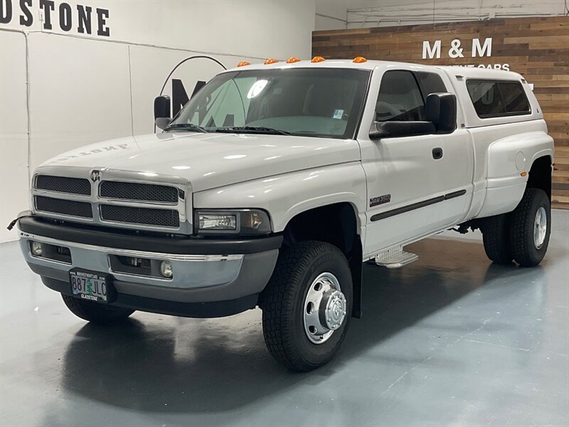 2002 Dodge Ram 3500 SLT Laramie DUALLY 4X4 / 5.9l DIESEL / 94K MILES  / DUALLY / LONG BED / /BRAND NEW SET OF TIRES / Jake Brake / Rear Airbags/ ZERO RUST - Photo 1 - Gladstone, OR 97027