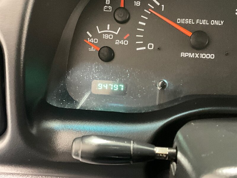 2002 Dodge Ram 3500 SLT Laramie DUALLY 4X4 / 5.9l DIESEL / 94K MILES  / DUALLY / LONG BED / /BRAND NEW SET OF TIRES / Jake Brake / Rear Airbags/ ZERO RUST - Photo 65 - Gladstone, OR 97027
