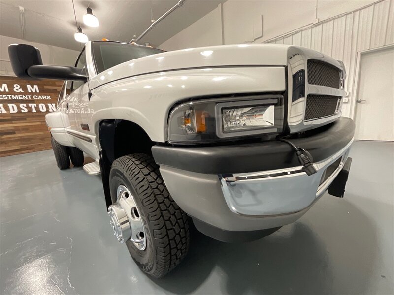 2002 Dodge Ram 3500 SLT Laramie DUALLY 4X4 / 5.9l DIESEL / 94K MILES  / DUALLY / LONG BED / /BRAND NEW SET OF TIRES / Jake Brake / Rear Airbags/ ZERO RUST - Photo 68 - Gladstone, OR 97027