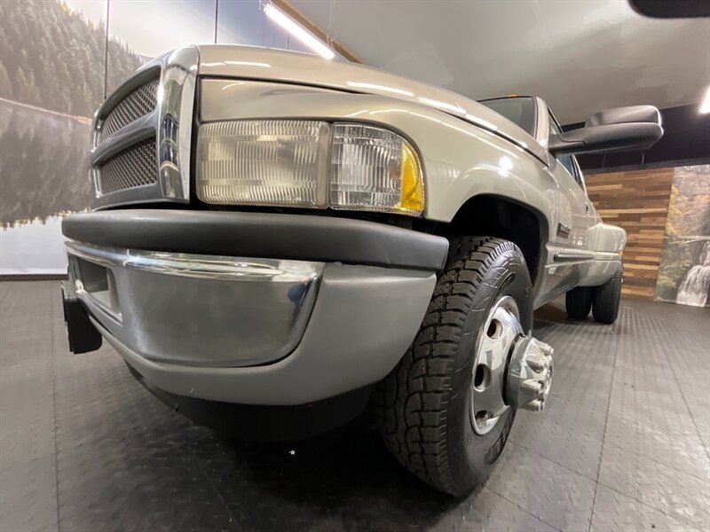 2000 Dodge Ram 3500 Laramie / 2WD / 5.9L   - Photo 9 - Gladstone, OR 97027