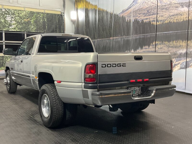 2000 Dodge Ram 3500 Laramie / 2WD / 5.9L   - Photo 8 - Gladstone, OR 97027