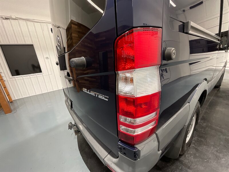 2014 Mercedes-Benz Sprinter Crew 2500 CARGO VAN CREW /4Cyl DIESEL / 68K MILES  / 1-OWNER / 5-Passenger - Photo 27 - Gladstone, OR 97027