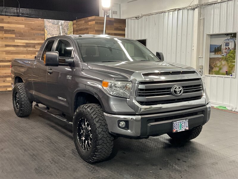 2014 Toyota Tundra SR5 Double Cab 4X4 /   - Photo 2 - Gladstone, OR 97027