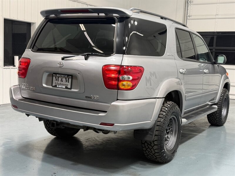 2001 Toyota Sequoia Limited AWD 4.7L / TIMING BELT DOEN / LIFTED / NEW WHEELS & TIRES / ONY 148K Miles - Photo 6 - Gladstone, OR 97027
