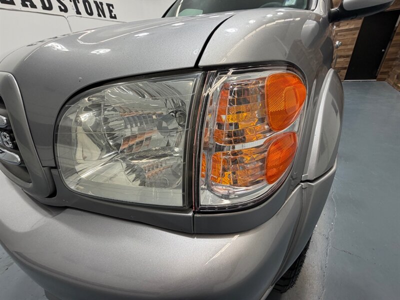 2001 Toyota Sequoia Limited AWD 4.7L / TIMING BELT DOEN / LIFTED / NEW WHEELS & TIRES / ONY 148K Miles - Photo 48 - Gladstone, OR 97027