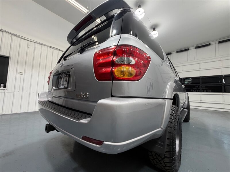 2001 Toyota Sequoia Limited AWD 4.7L / TIMING BELT DOEN / LIFTED / NEW WHEELS & TIRES / ONY 148K Miles - Photo 55 - Gladstone, OR 97027