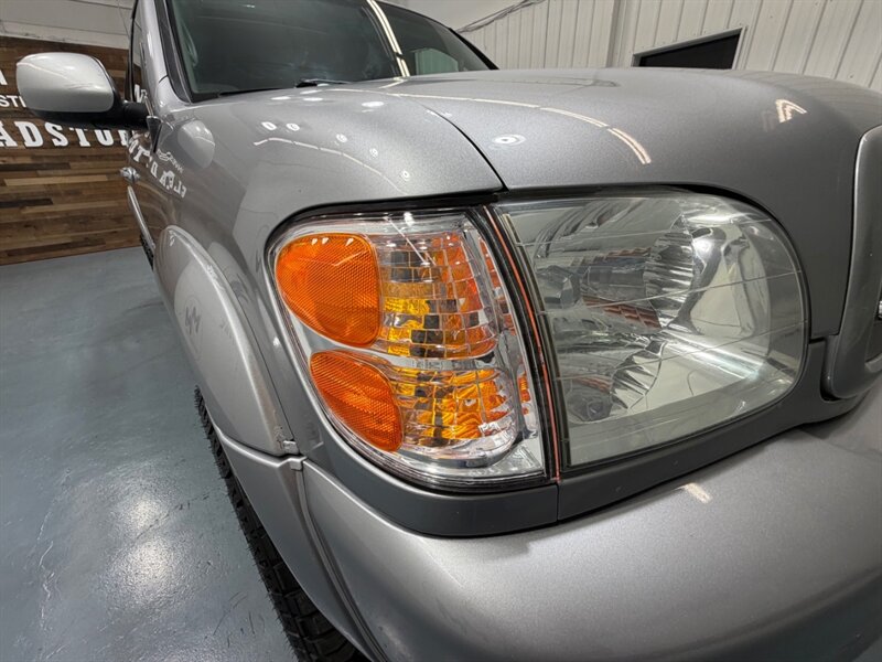 2001 Toyota Sequoia Limited AWD 4.7L / TIMING BELT DOEN / LIFTED / NEW WHEELS & TIRES / ONY 148K Miles - Photo 49 - Gladstone, OR 97027