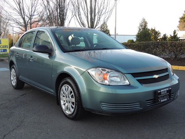 2009 Chevrolet Cobalt LS / 4-Door Sedan / Automatic / 4Cyl / Factory War   - Photo 2 - Portland, OR 97217