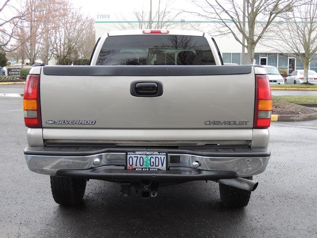 2001 Chevrolet Silverado 2500 LS 4dr Extended Cab LS / 4X4 / 8.1Liter 8Cyl   - Photo 6 - Portland, OR 97217