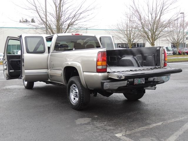 2001 Chevrolet Silverado 2500 LS 4dr Extended Cab LS / 4X4 / 8.1Liter 8Cyl   - Photo 26 - Portland, OR 97217