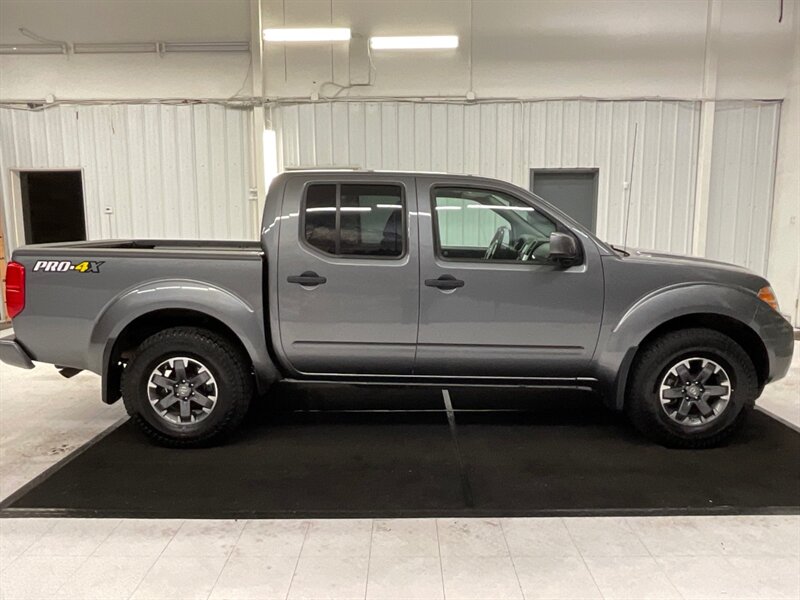 2018 Nissan Frontier 4x4 PRO-4X Crew Cab / Navi & Camera / 53K Miles  / LOCAL OREGON TRUCK / RUST FREE / DIFFERENTIAL LOCKS - Photo 4 - Gladstone, OR 97027