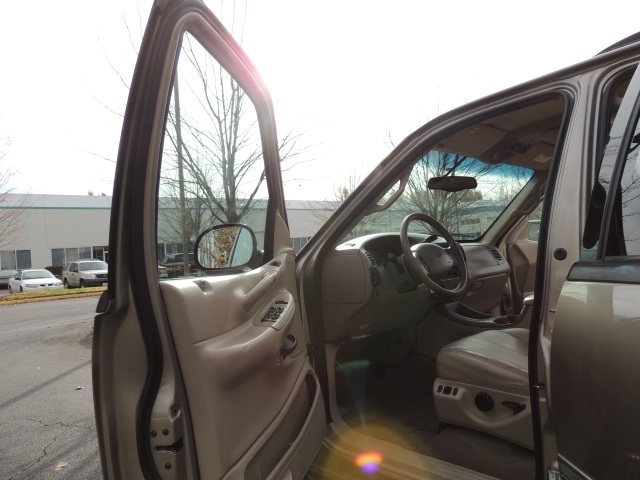 2001 Ford Expedition   - Photo 18 - Portland, OR 97217