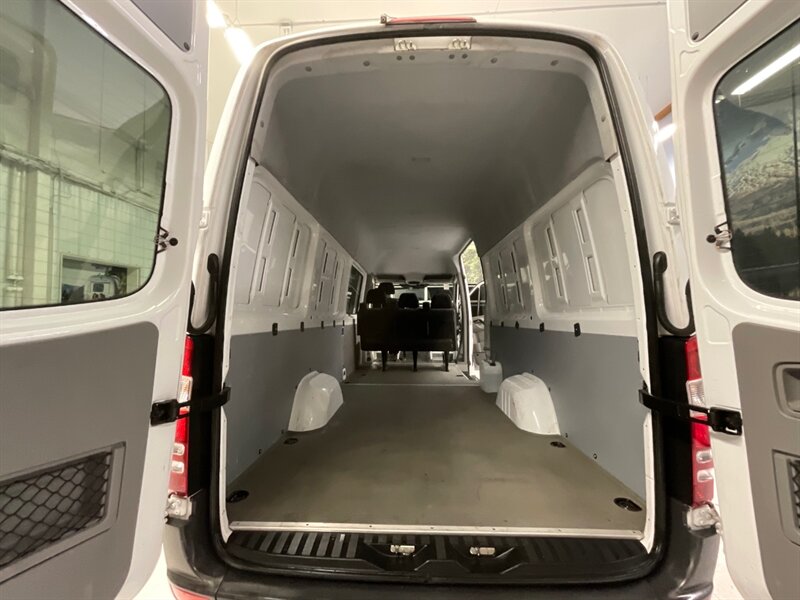 2012 Mercedes-Benz Sprinter 2500 Crew Cargo Van V6 DIESEL / HIGHROOF 170 WB  / Navigation / 93K MILES - Photo 10 - Gladstone, OR 97027