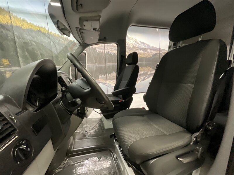 2012 Mercedes-Benz Sprinter 2500 Crew Cargo Van V6 DIESEL / HIGHROOF 170 WB  / Navigation / 93K MILES - Photo 16 - Gladstone, OR 97027