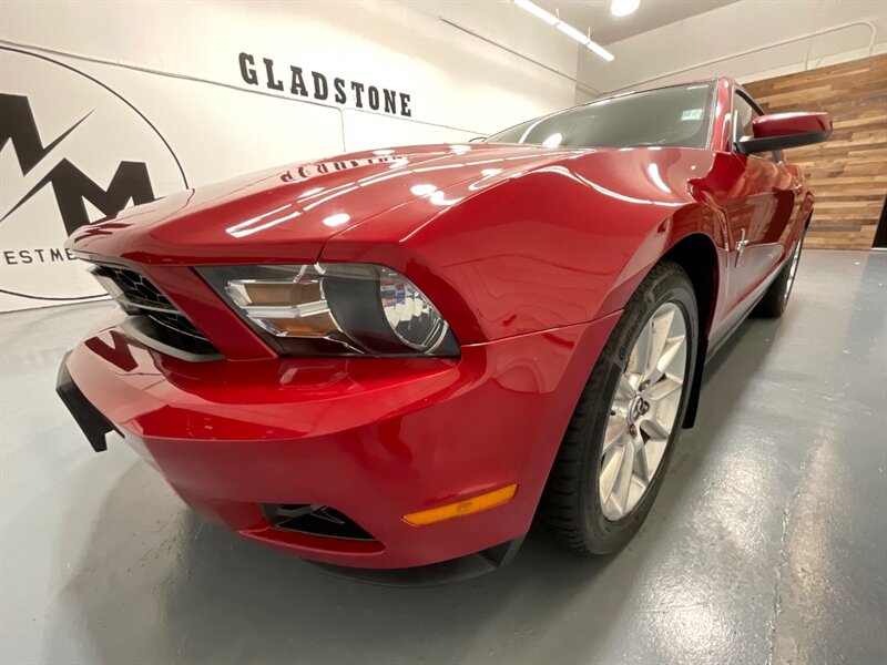 2010 Ford Mustang V6 Premium Coupe / 4.0L V6 /5-SPEED / 47,000 MILES  / Leather Seats - Photo 24 - Gladstone, OR 97027