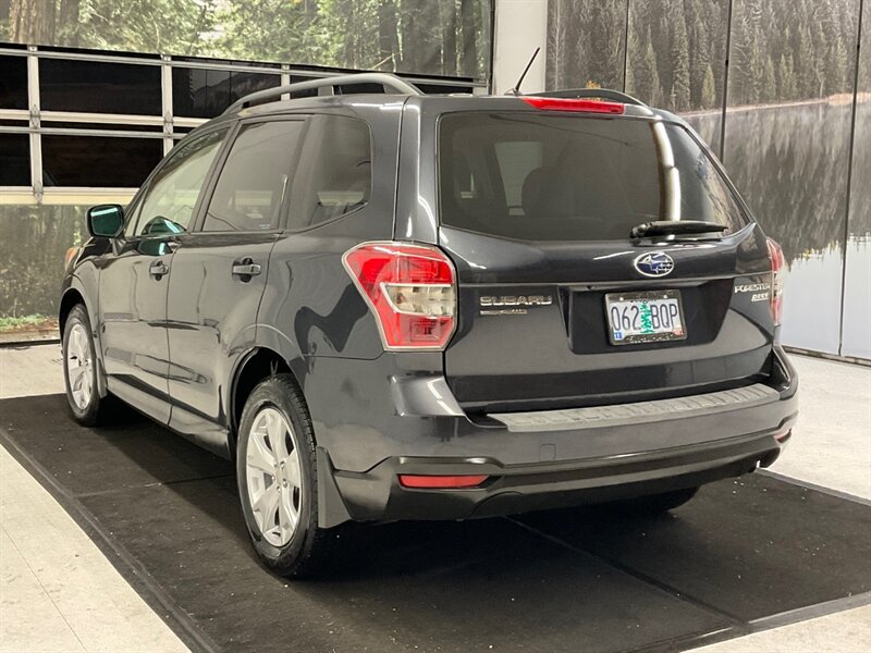 2014 Subaru Forester 2.5i Premium AWD / Heated seats / backup Cam /  / Panoramic Sunroof / LOCAL OREGON CAR / RUST FREE / SHARP & CLEAN / 93,000 MILES - Photo 8 - Gladstone, OR 97027