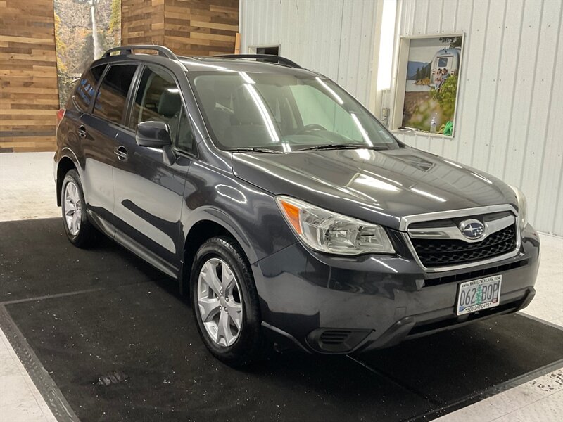 2014 Subaru Forester 2.5i Premium AWD / Heated seats / backup Cam /  / Panoramic Sunroof / LOCAL OREGON CAR / RUST FREE / SHARP & CLEAN / 93,000 MILES - Photo 2 - Gladstone, OR 97027