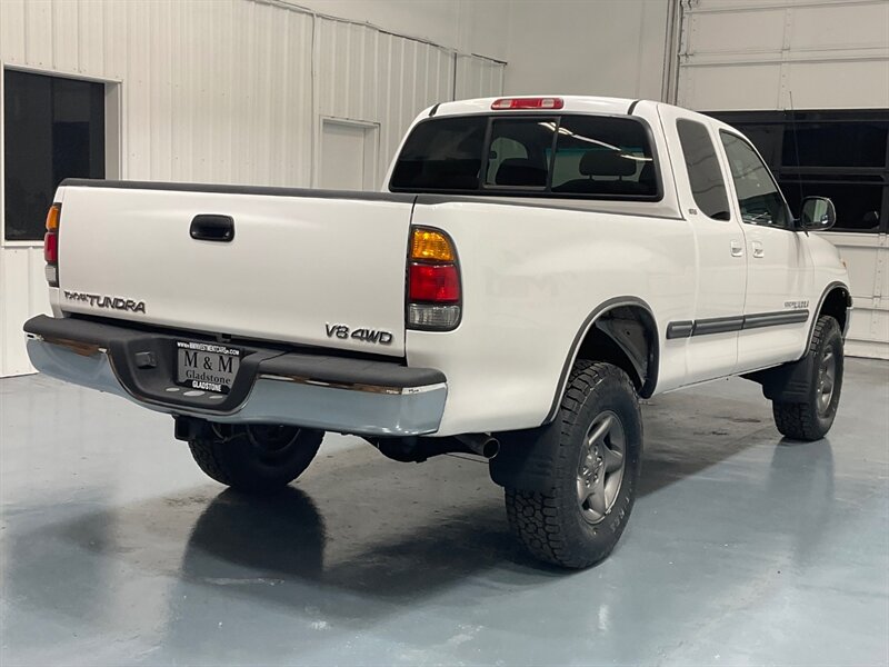 2000 Toyota Tundra SR5 Extended Cab 4X4 / 4.7L V8 / NEW TIRES LIFTED / ZERO RUST - Photo 10 - Gladstone, OR 97027
