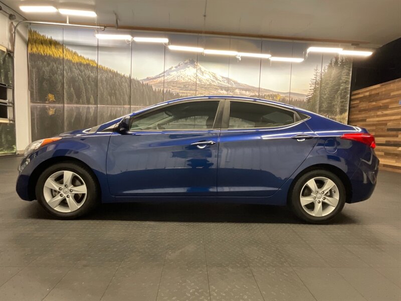 2013 Hyundai Elantra GLS Sedan / Automatic/ Heated Seats / Excel Cond   - Photo 3 - Gladstone, OR 97027