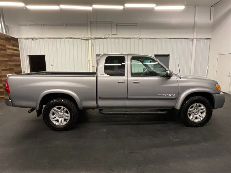 2005 Toyota Tundra SR5 4dr Access Cab 4X4 / 4.7L V8 / 95,000 MILES  LOCAL OREGON TRUCK / RUST FREE / TIMING BELT DONE / SHARP & CLEAN !! - Photo 4 - Gladstone, OR 97027