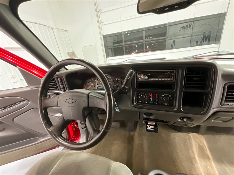 2004 Chevrolet Silverado 2500 LS Crew Cab 4X4 / 6.0L V8 / NEW WHEELS & TIRES  / LOCAL RUST FREE - Photo 20 - Gladstone, OR 97027