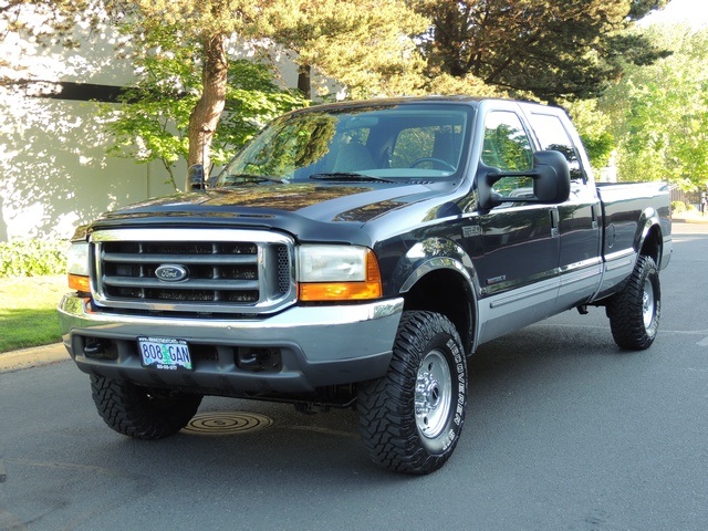 1999 Ford F-350 4X4 / CrewCab/ LongBed/ 7.3L TURBO DIESEL / LIFTED