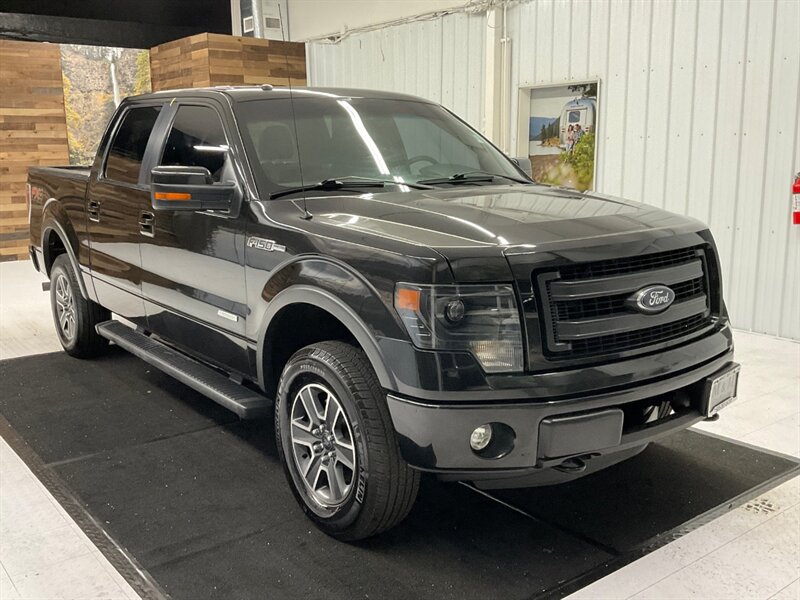 2013 Ford F-150 FX4 Crew Cab 4X4 / 3.5L V6 EcoBoost / FULLY LOADED  /Leather & Heated Seats / Sunroof / Navigation & Camera / LOCAL & RUST FREE /SHARP & CLEAN !! - Photo 2 - Gladstone, OR 97027