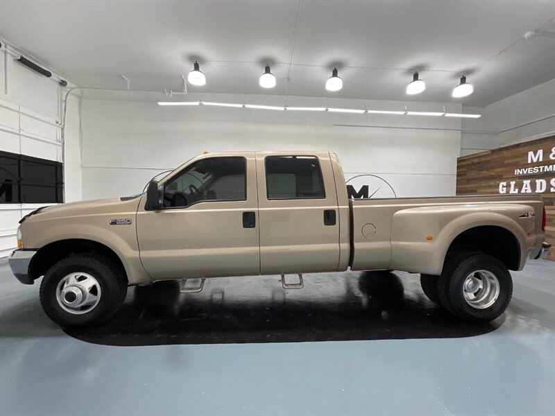 1999 Ford F-350 Lariat 4X4 / 7.3L DIESEL / DUALLY / 118K MILES  / 1-OWNER / CREW CAB - Photo 3 - Gladstone, OR 97027