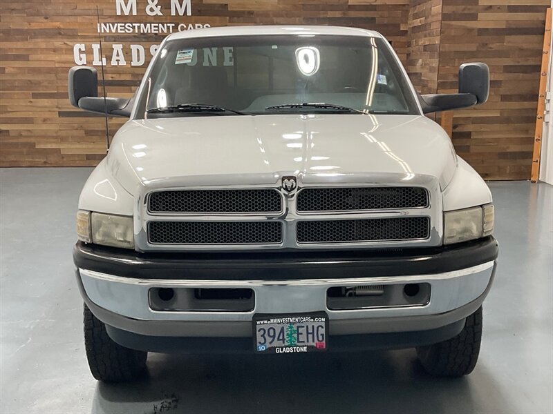 1997 Dodge Ram 2500 Laramie SLT 4X4 / 5.9L CUMMINS DIESEL 12-VALVE  / LOCAL w. ZERO RUST / 146K MILES - Photo 5 - Gladstone, OR 97027