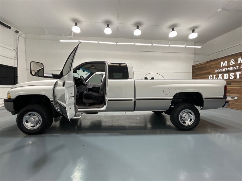 1997 Dodge Ram 2500 Laramie SLT 4X4 / 5.9L CUMMINS DIESEL 12-VALVE  / LOCAL w. ZERO RUST / 146K MILES - Photo 51 - Gladstone, OR 97027