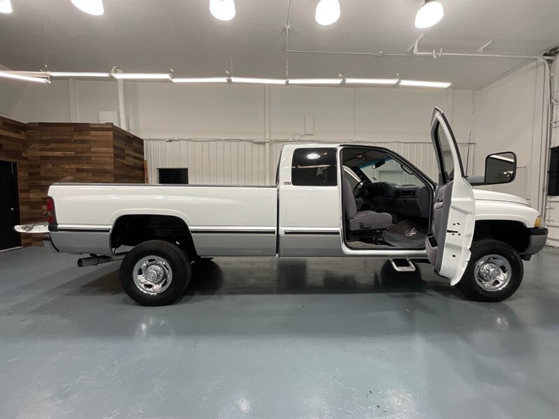 1997 Dodge Ram 2500 Laramie SLT 4X4 / 5.9L CUMMINS DIESEL 12-VALVE  / LOCAL w. ZERO RUST / 146K MILES - Photo 52 - Gladstone, OR 97027