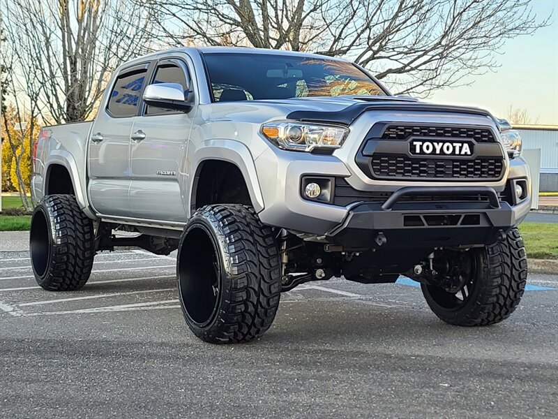 2017 Toyota Tacoma 4X4 / TRD / 22