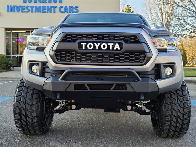 2017 Toyota Tacoma 4X4 / TRD / 22