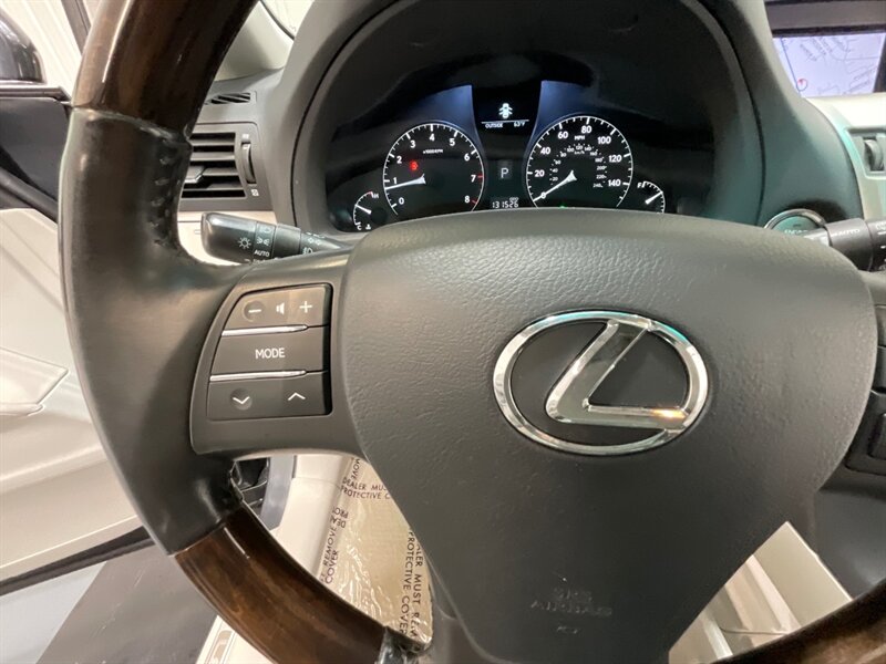 2011 Lexus RX RX 350 AWD / WELL SERVICED @ LEXUS  / CLEAN  / Navi & Sunroof - Photo 47 - Gladstone, OR 97027