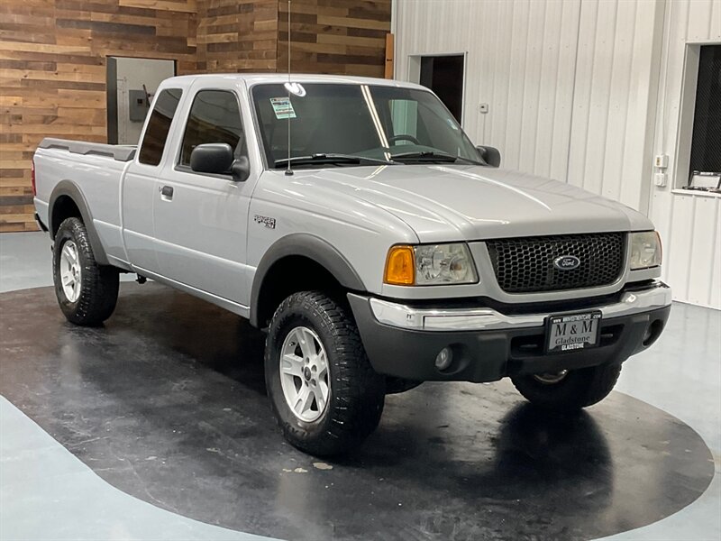 2002 Ford Ranger XLT 4X4 / 4.0L V6 / 5-SPEED MANUAL / LOCAL  / ZERO RUST - Photo 2 - Gladstone, OR 97027