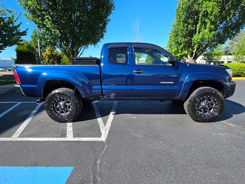 2005 Toyota Tacoma V6 4.0L / 4X4 / ACCESS CAB / LONG BED / NEW LIFT  / NEW TIRES / FUEL WHEELS / ZERO RUST / SERVICE RECORDS - Photo 4 - Portland, OR 97217