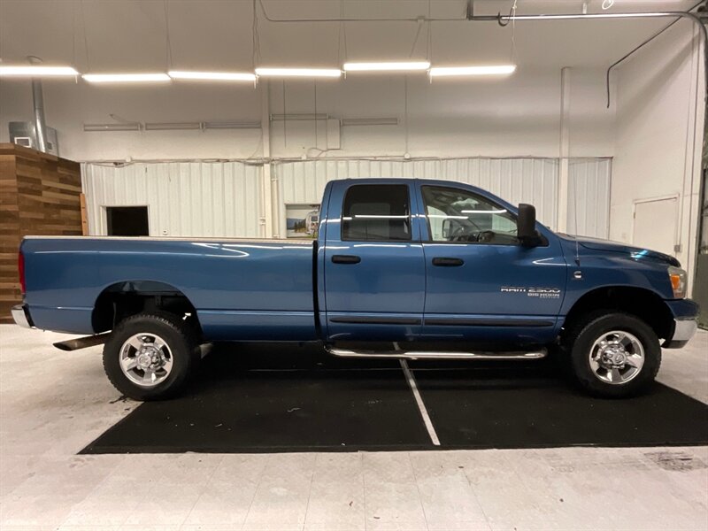 2006 Dodge Ram 2500 Big Horn 4X4 / 5.9L CUMMINS DIESEL/ 6-SPEED MANUAL  / LONG BED / REAR AIRBAGS / LOCAL OREGON TRUCK / RUST FREE / ONLY 113,000 MILES - Photo 4 - Gladstone, OR 97027