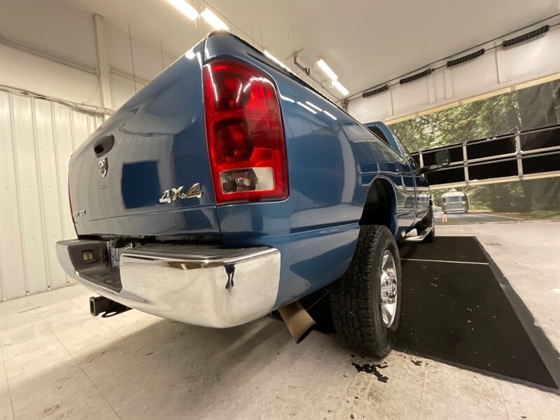 2006 Dodge Ram 2500 Big Horn 4X4 / 5.9L CUMMINS DIESEL/ 6-SPEED MANUAL  / LONG BED / REAR AIRBAGS / LOCAL OREGON TRUCK / RUST FREE / ONLY 113,000 MILES - Photo 11 - Gladstone, OR 97027