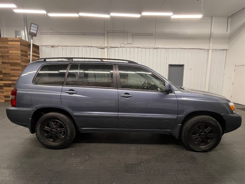 2004 Toyota Highlander Sport Utility AWD /   - Photo 4 - Gladstone, OR 97027